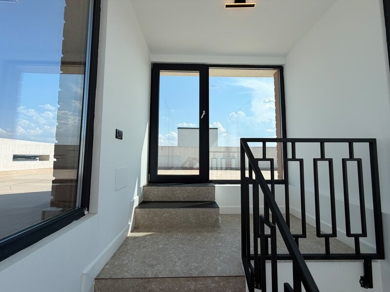 Tunari The Class Villas 3 casa 4 camere teren 300 mp