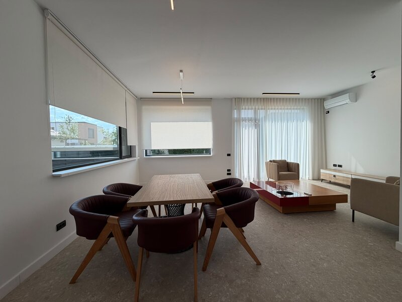 Tunari The Class Villas 3 casa 4 camere teren 300 mp